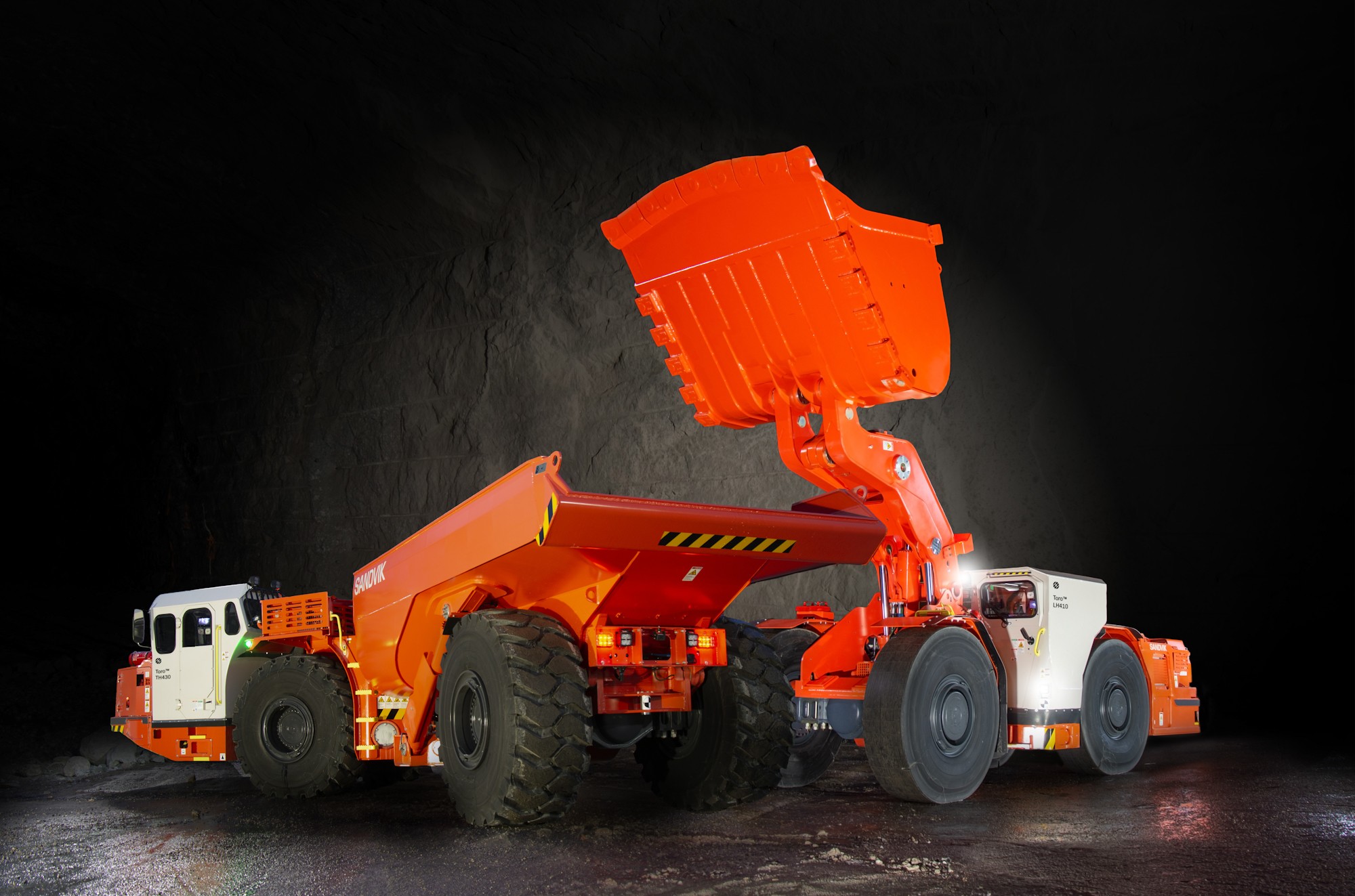 Th430 CoMinVi partners with Sandvik for major underground equipment fleet ...