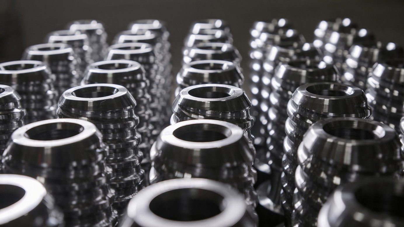 Rock tools TH Curved thread system