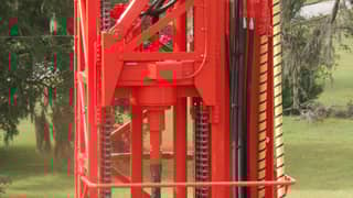 D45KS Mast with heavy pull down chains