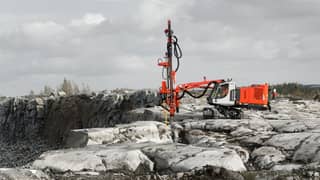 Ranger™ DX Series Revolving superstructure