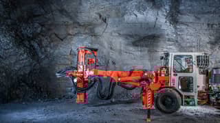 DL331 Longhole drill rig operations