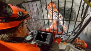 DL432i Longhole drill rig 