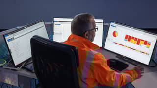 DS412i Rock support drill rig i-class control system