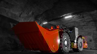  Toro™ LH621i underground loader in mine