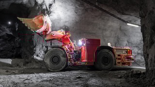 Toro™ LH514iE Electric loader