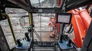 Leopard™ DI650i cabin