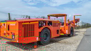  DS211L-V Rock support drill rig easy serviceability