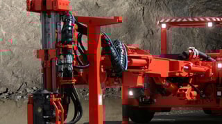  DS211L-V Rock support drill rig robust telescopic boom