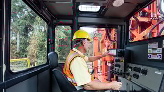 D75KX Rotary blasthole drill rig cabin