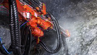 DT821 Tunneling jumbo water-mist flushing