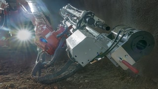 Mechanized solution for pipe connection.