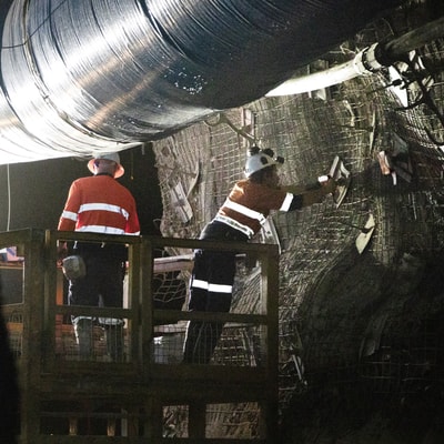 Installation of the xCell Cyclops convergence monitoring system during underground mining operations