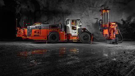 DL422iE Longhole drill rig 