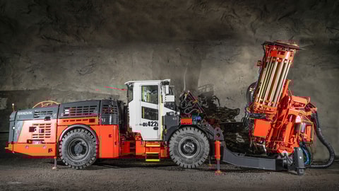 DL422i Longhole drill rig