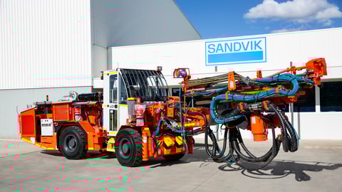 DB331 Secondary breaking drill rig 