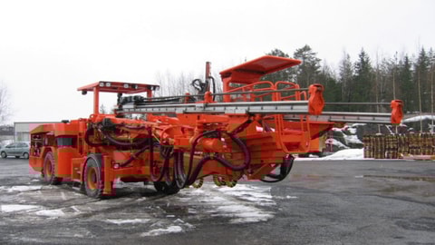 DT820 Tunneling jumbo