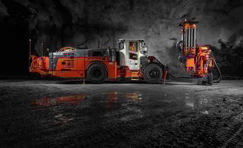 DL422iE: Sandvik electric efficiency in underground drilling