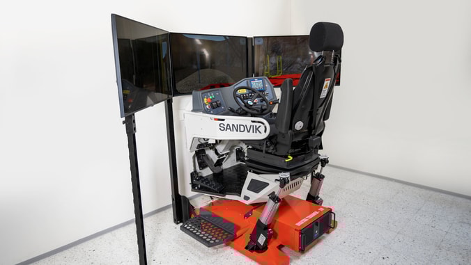 Digital trainer - TH truck simulator