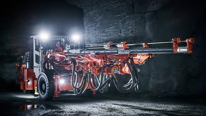 DD422iE Electric drill rig underground