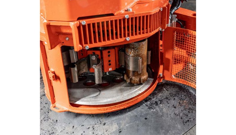 Rod Changer Rod changer for underground drills