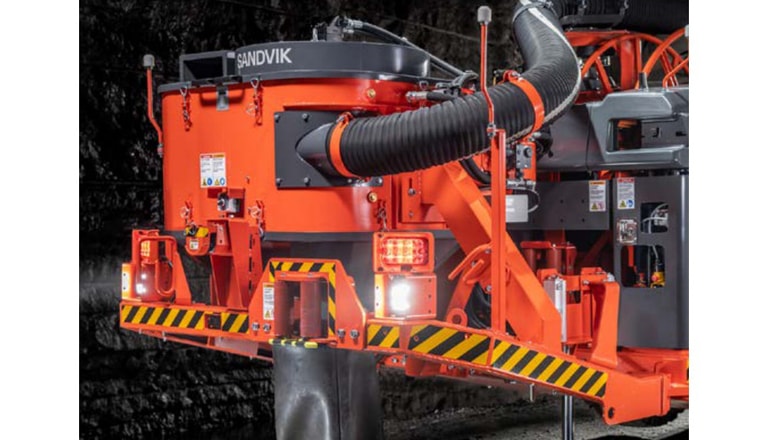 Rod Changer Rod changer for underground drills