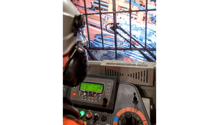 Rod Changer Rod changer for underground drills