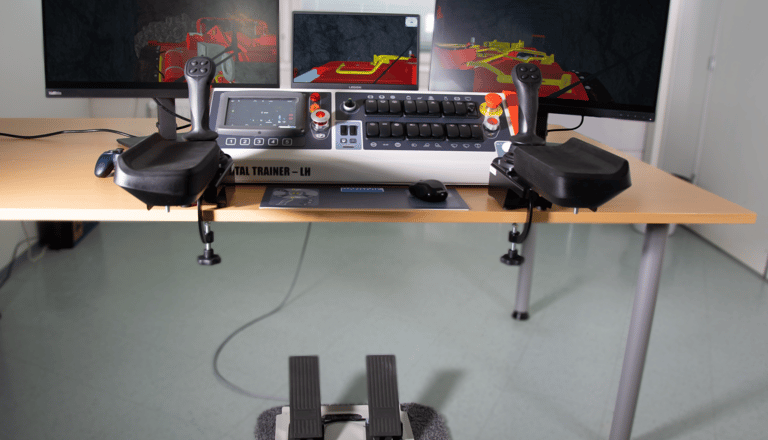 Portable digital trainer -LH 