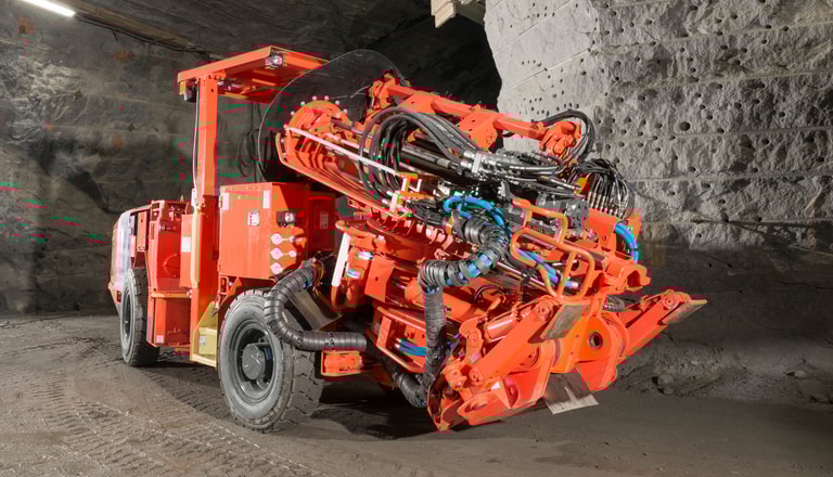 DL311 Longhole drill rig