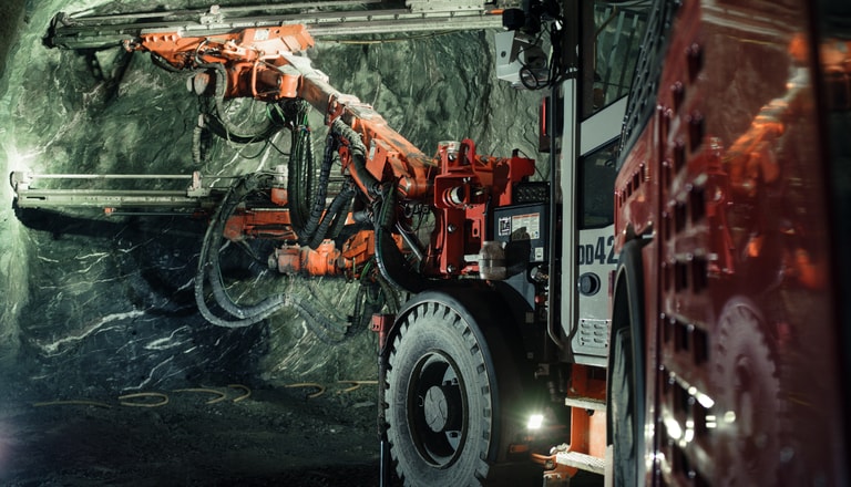 Performance Mining Surface mining equipment | Leading surface and rotary drill rigs