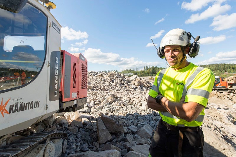 Louhinta K&auml;&auml;nt&auml; luottaa Sandvikin-800px.jpg