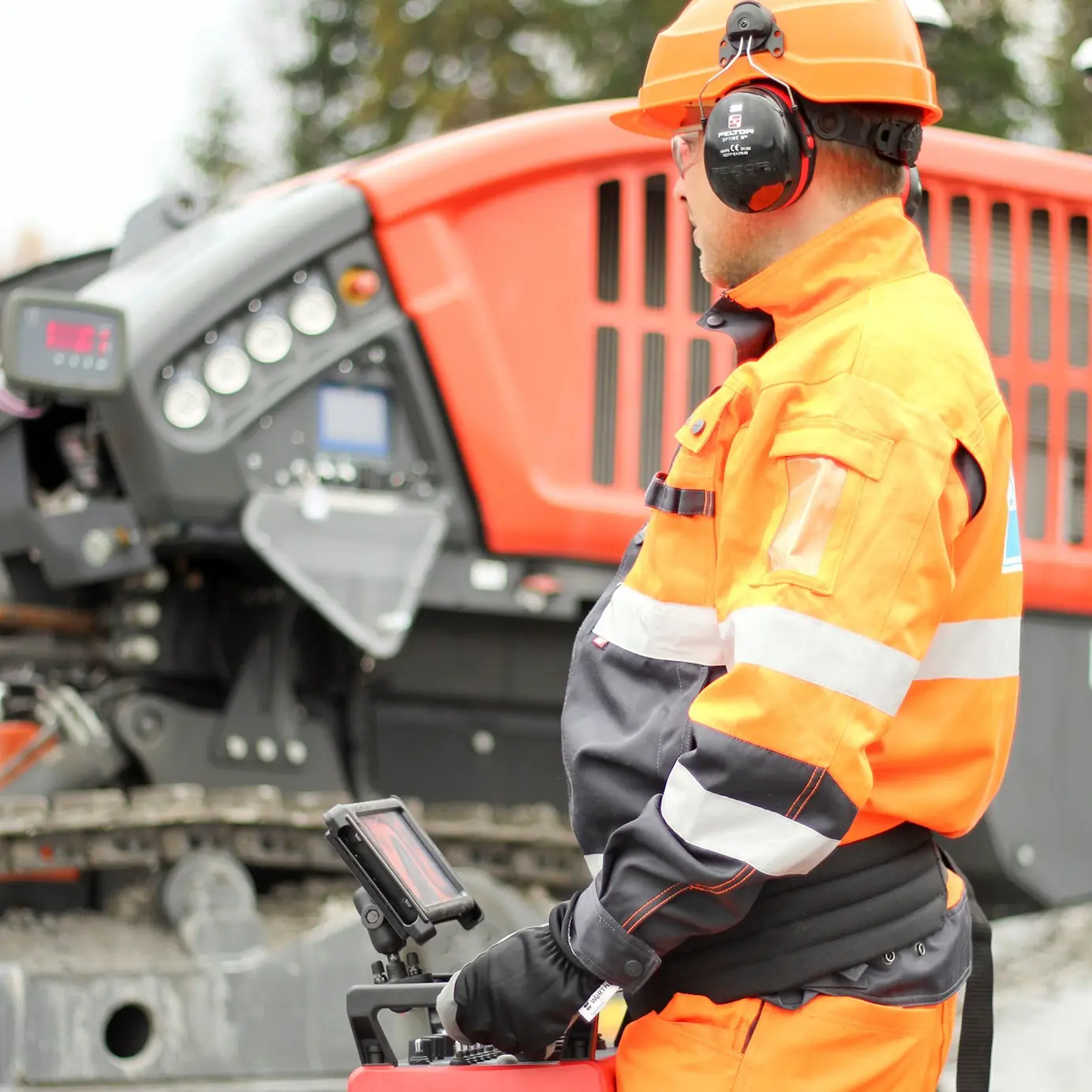 Operating the Dino DC400Ri remote screen