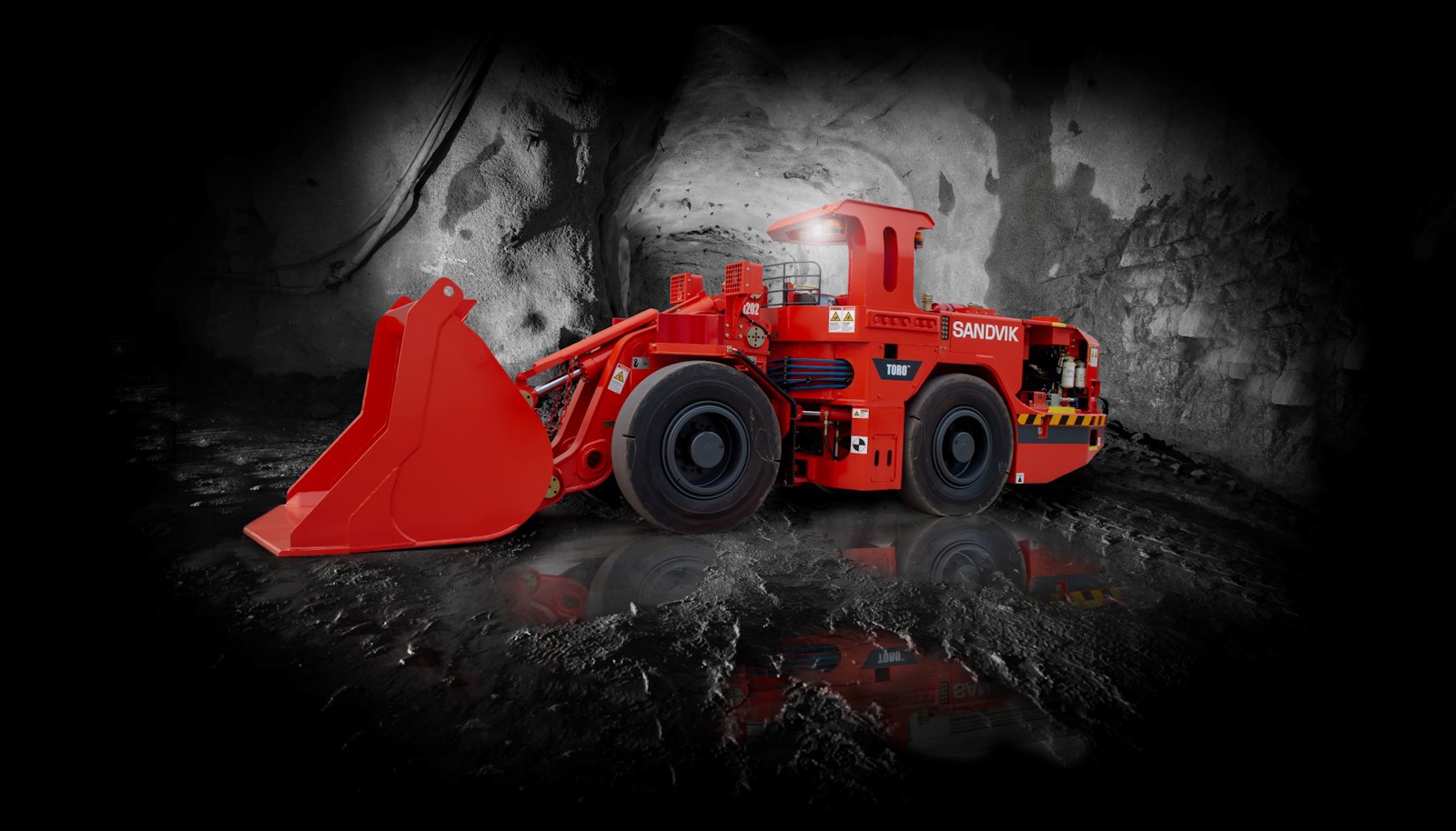 Sandvik Engine Sandvik introduces Toro™ LH202 narrow vein loader with Stage V engine