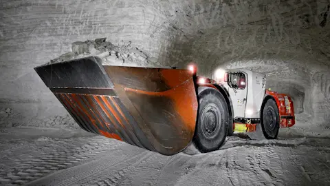 Toro™ LH515i underground loader in mine