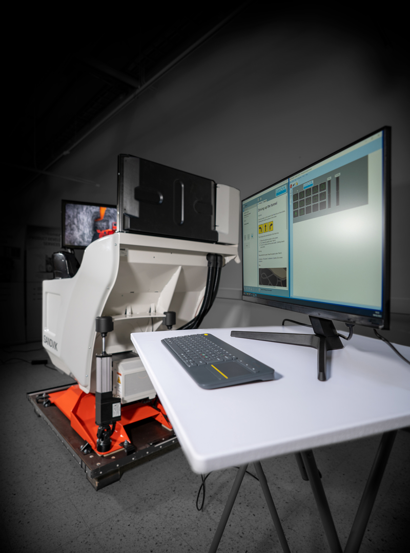 Digital trainer LH5151i cabin