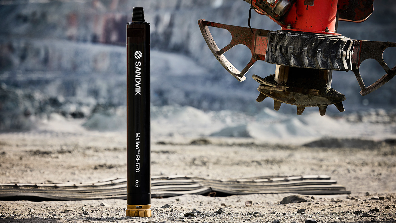 Malleo™ RH570 standing hammer