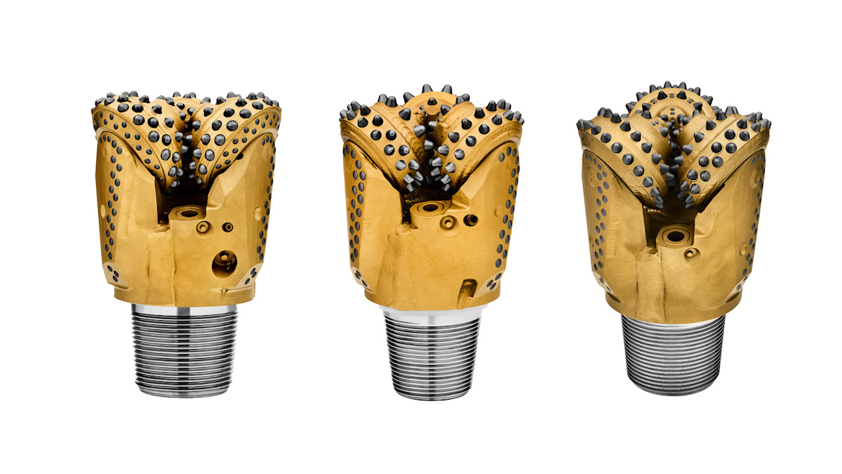 Rotary drill bits