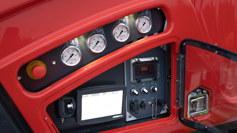 Commando™ DC300Ri