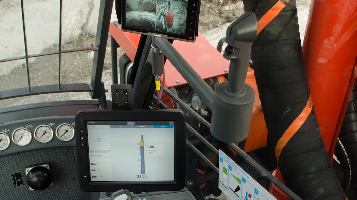 Ranger™ DX700 Surface top hammer drill rig