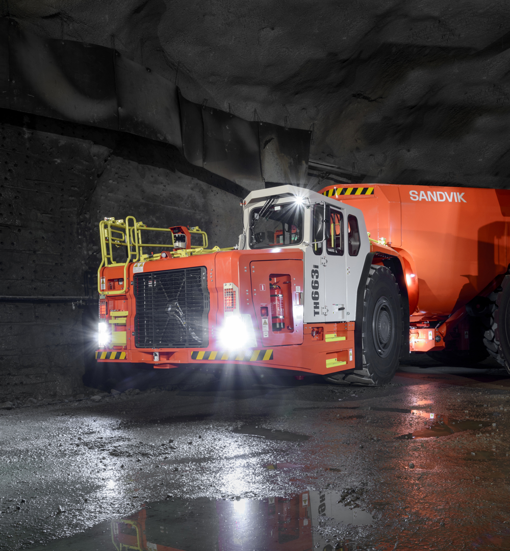 Toro™ TH663i Underground truck