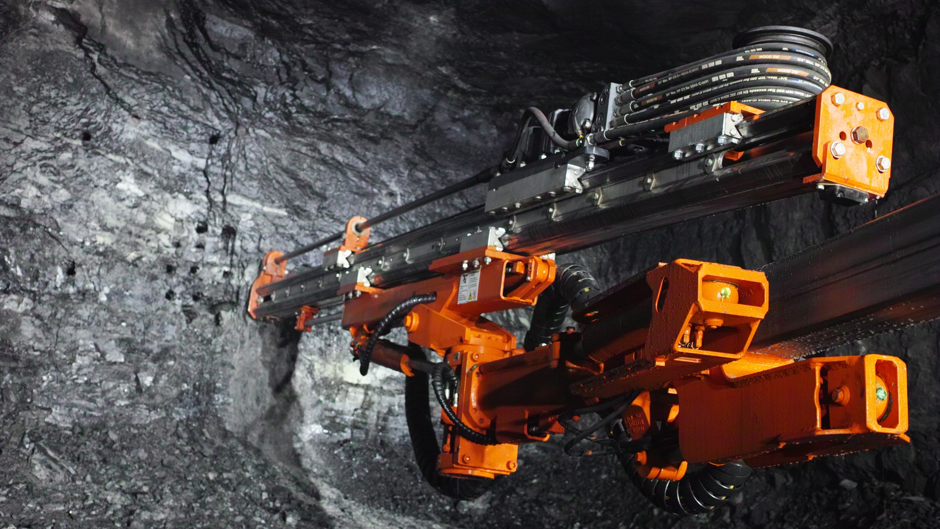 DD211L Development drill rigs