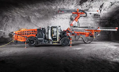 DD322i Development drill rigs