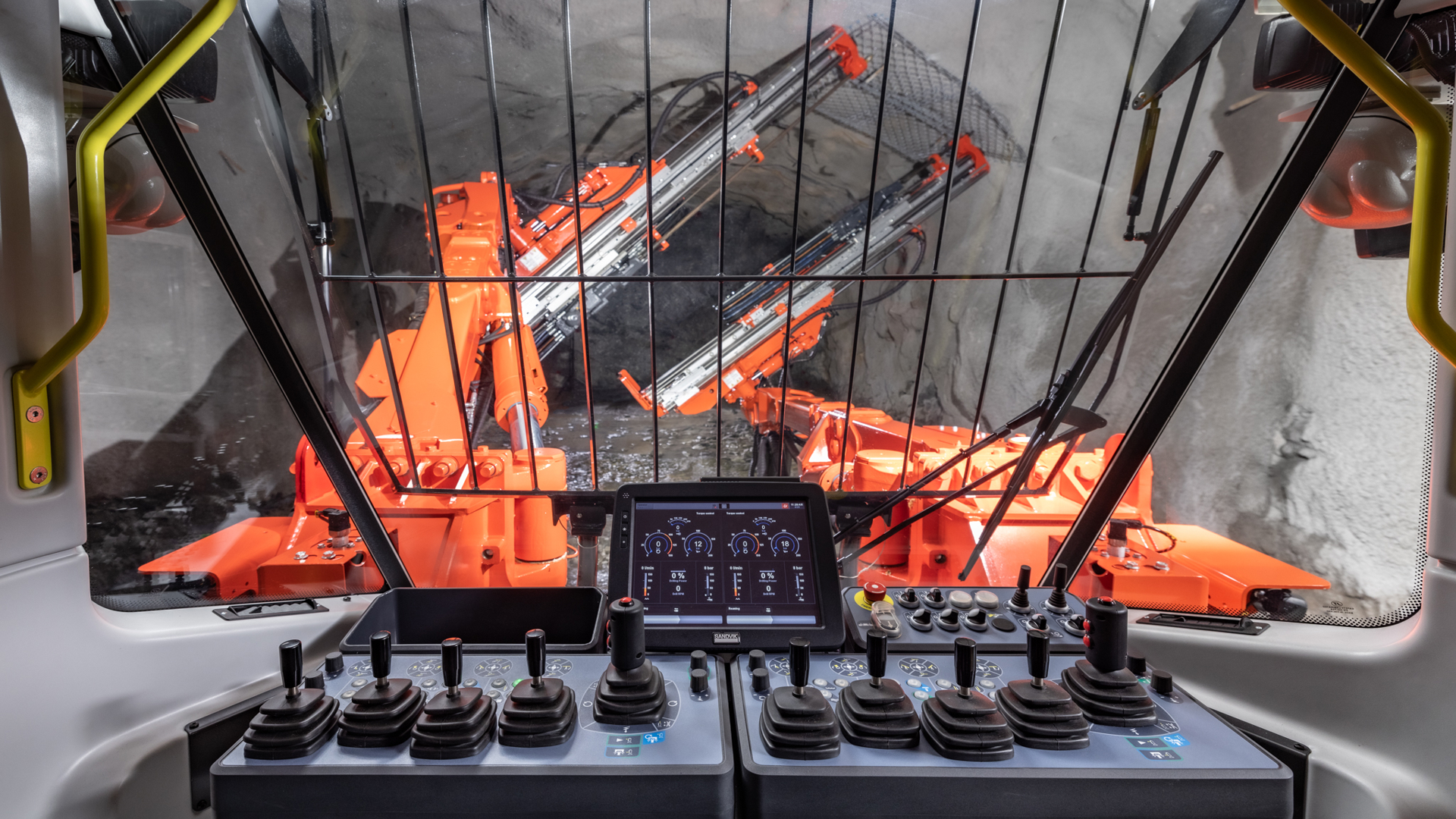 DD422iE Electric drill rig dual controls