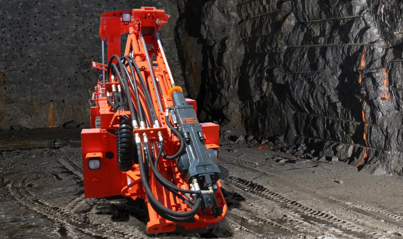 DL210 Longhole drill rig