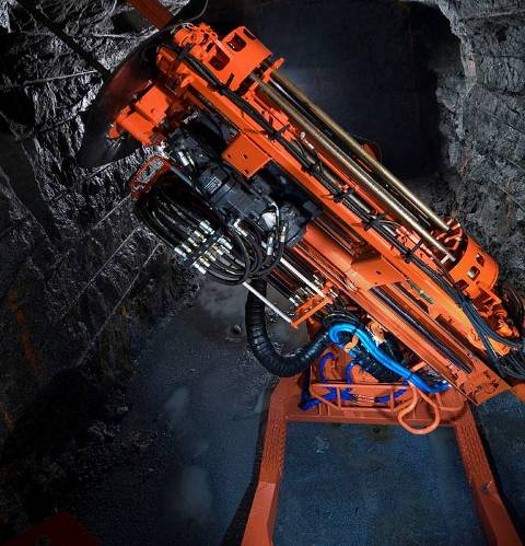 DL2720 Longhole drill rig 