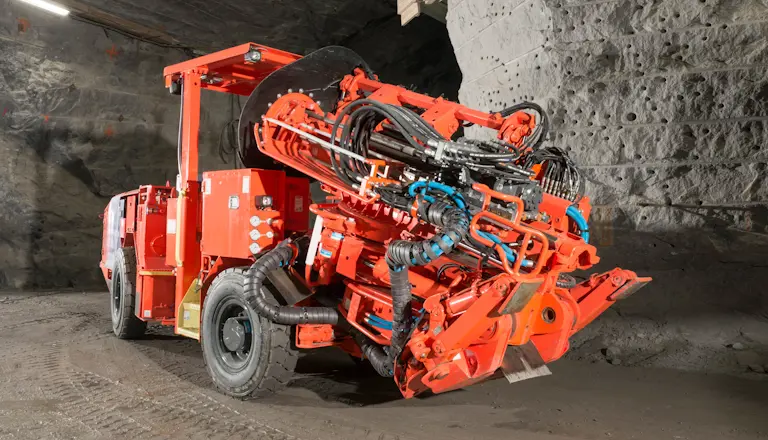 Dl331 DL331: optimal solutions for underground drilling