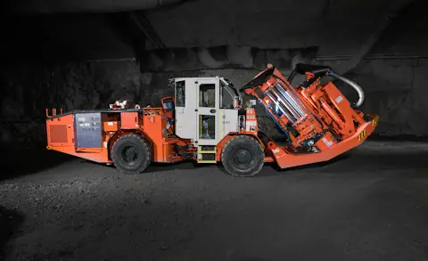 DL321 Longhole drill rig