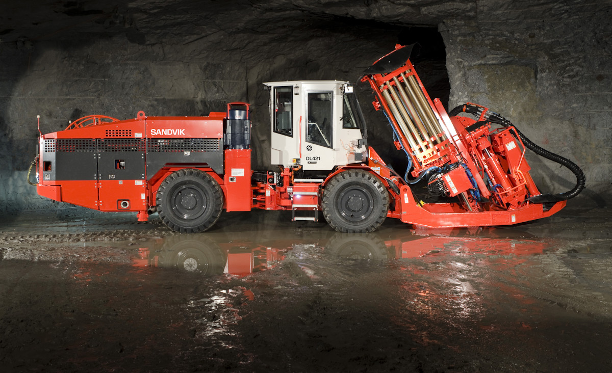 Sandvik DL421: eficiencia resistente en la perforación subterránea