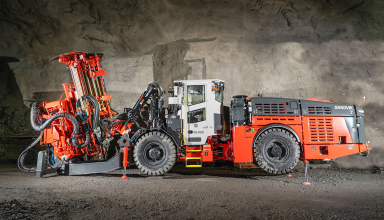 Ug Rig Underground drill rigs: Maximize productivity with Sandvik drilling rigs