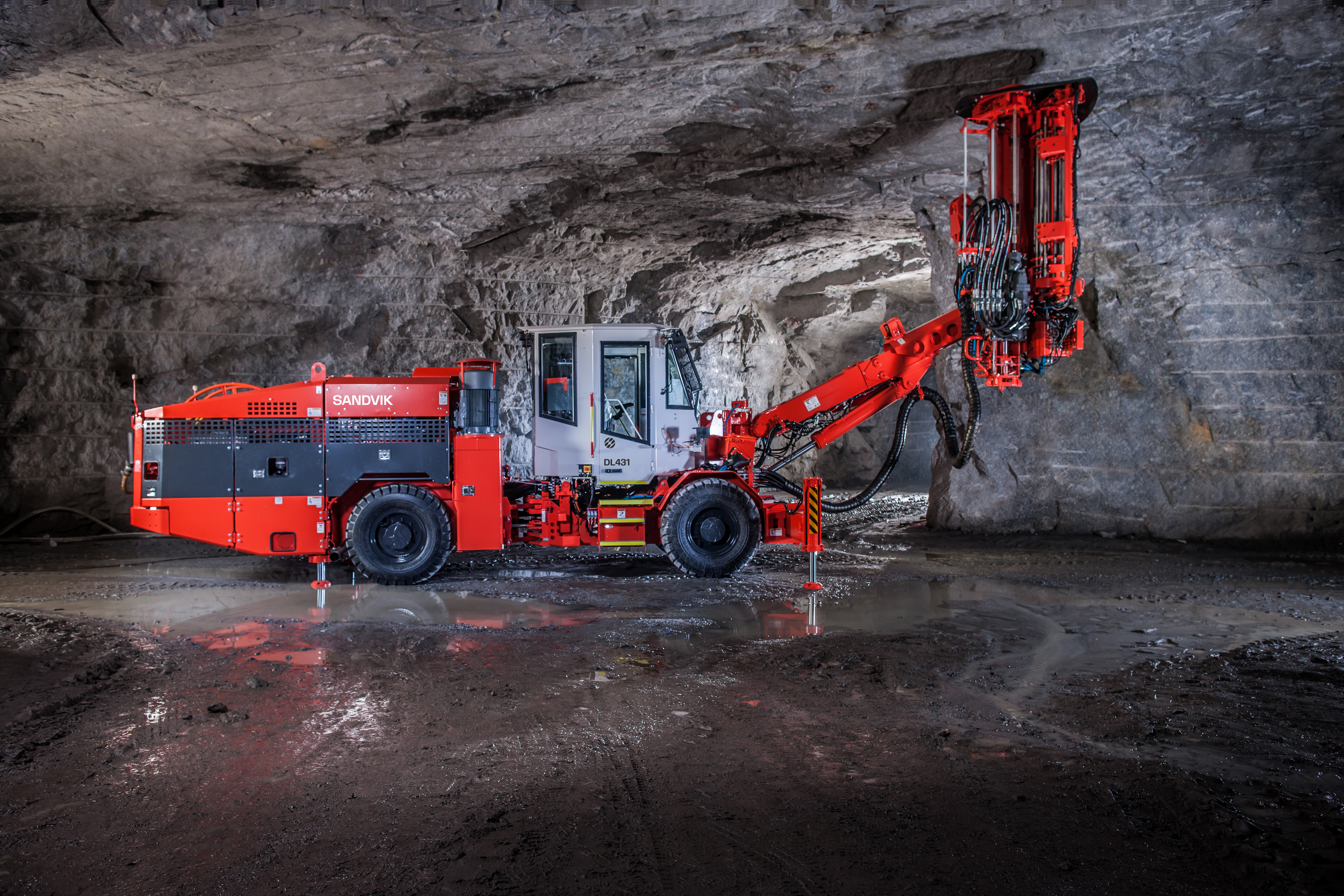 DL431 Longhole drill rig