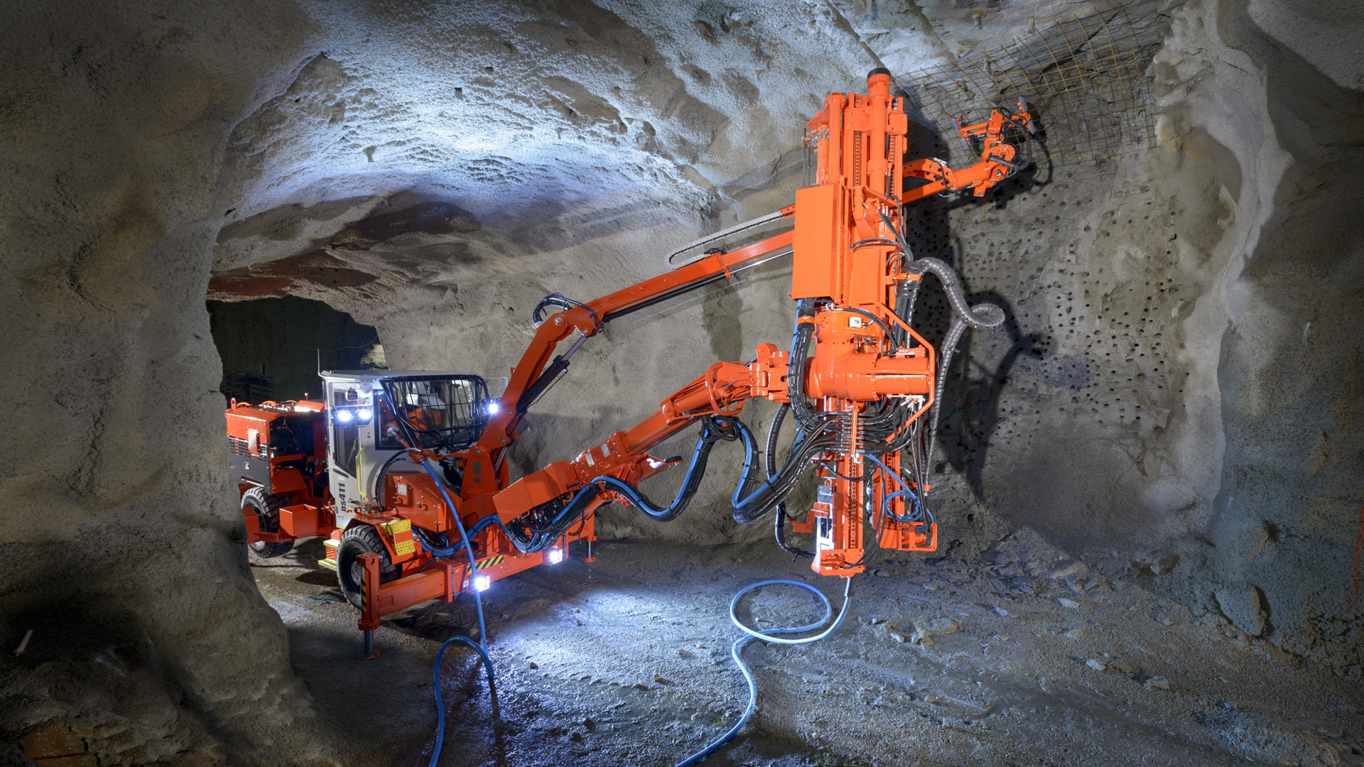 DS411 Rock support drill rig bolting head